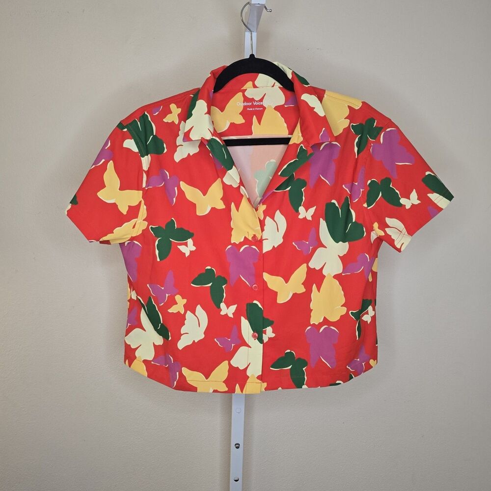 Outdoor Voices Cropped Camp Shirt SS Button Up Red Butterfly Print Size S
